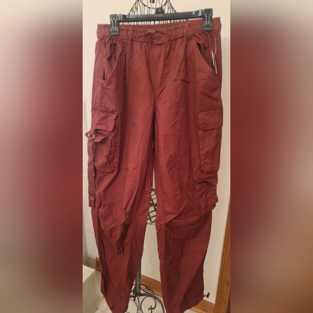 Women's Ligjtweight Cargo Pants - Rust